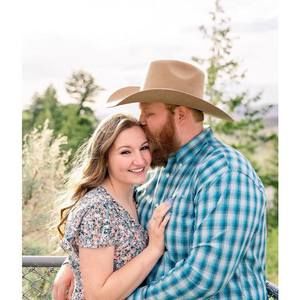 Meet your Posher, Adison